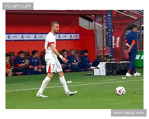 海港上半场3-0领先河南 维塔尔助攻梅开二度 莱昂纳多王燊超破门 海港上半场3-0领先河南 维塔尔助攻梅开二度 莱昂纳多王燊超破门